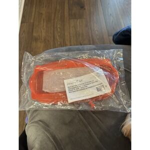 Pampered Chef Red Rectangular Stretch Silicone Lid Small Rectangle New